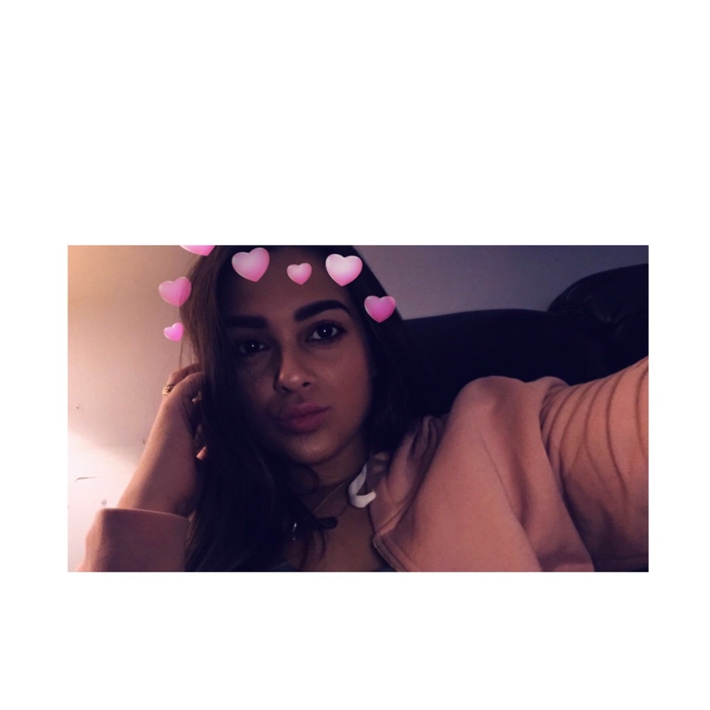 Meet your Posher, Natalia